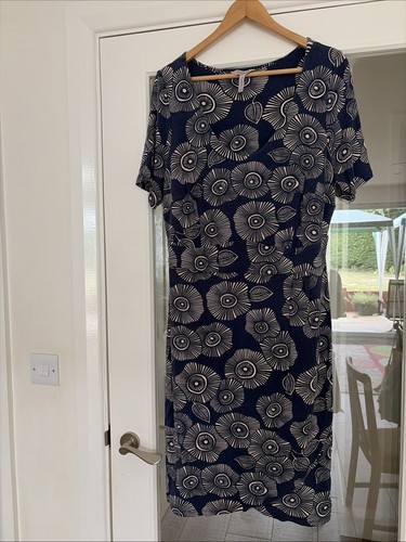 Pepperberry women dress size - pepperberry,