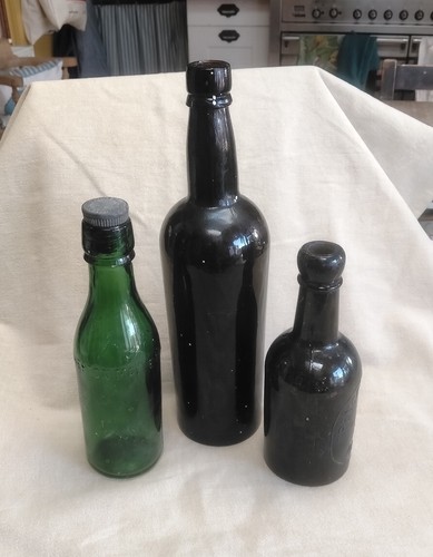Antique brown green glass - x,