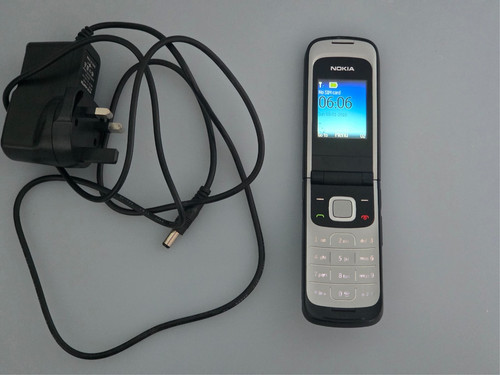Nokia 2720 flip phone factory - 2720,