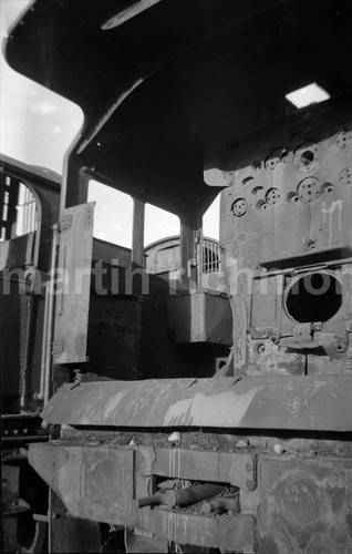 Barry scrapyard black - barry,