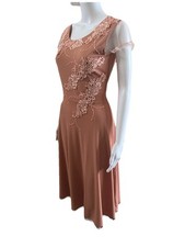 Women's Rose Taupe Size 6/8