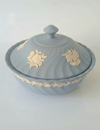 Wedgwood blue jasper powder - wedgwood,