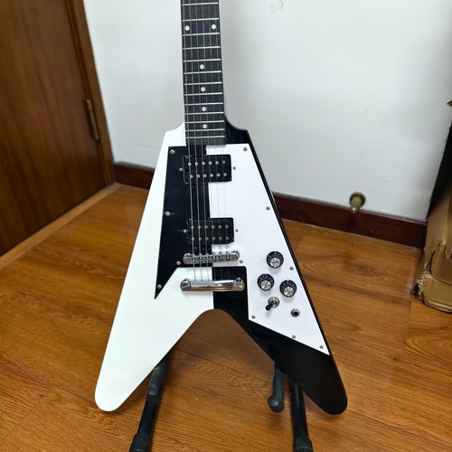 Flying electric guitar black - electric,
