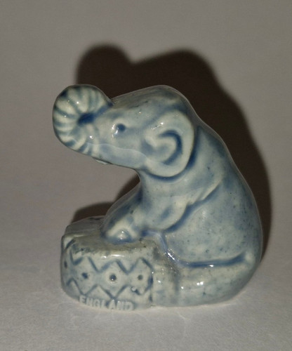 Wade 1990s circus elephant - 1990s,