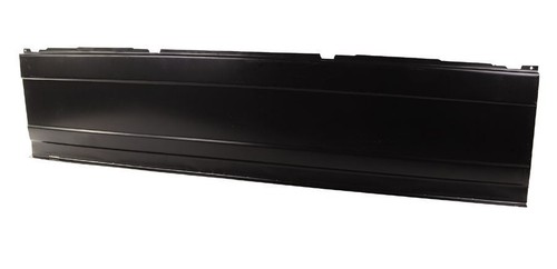 Front panel lower centre - panel,