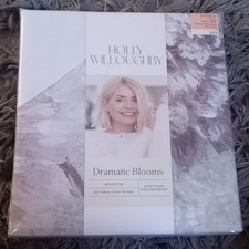Holly Willoughby Dramatic