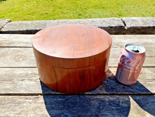 Wooden round storage box - round,