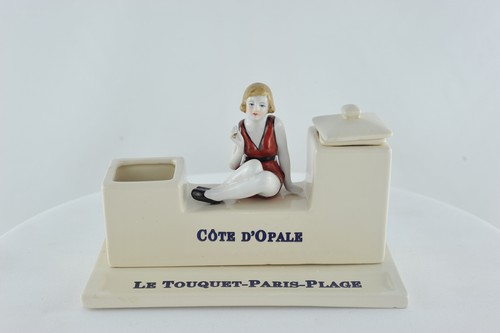 Inkwell figurine bathing - inkwell,