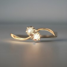 Vintage 9ct Gold Diamond Twist Ring - Size P 1/2