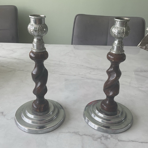Pair - , of