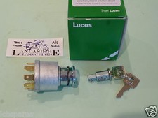 TRIUMPH T140 TR7 T150 T160 TRIDENT LUCAS IGNITION SWITCH & KEYS LU30552 1971+