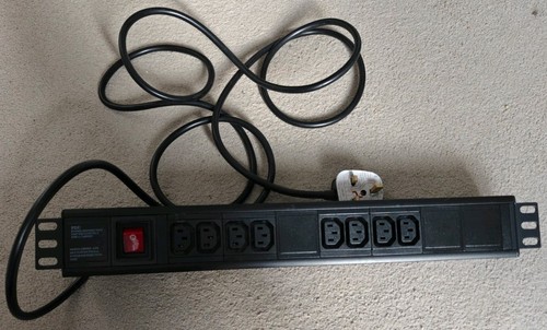 Way iec c13 pdu - pdu, plug