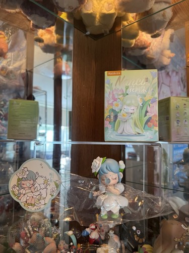 Confirmed nanci flower series - nanci,