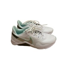 Nike womens Legend Essential 2