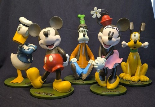 Disney garden statues mickey - disney,