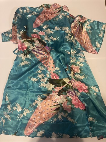 Blue silky kimono with - silky,