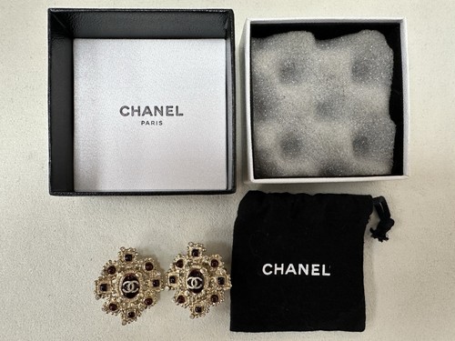 Vintage chanel red glass - vintage,