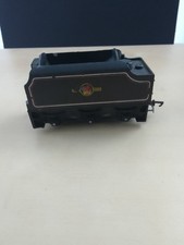 Tri-ang  R.30    TENDER  black