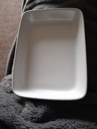 White ceramic oven dish - white,