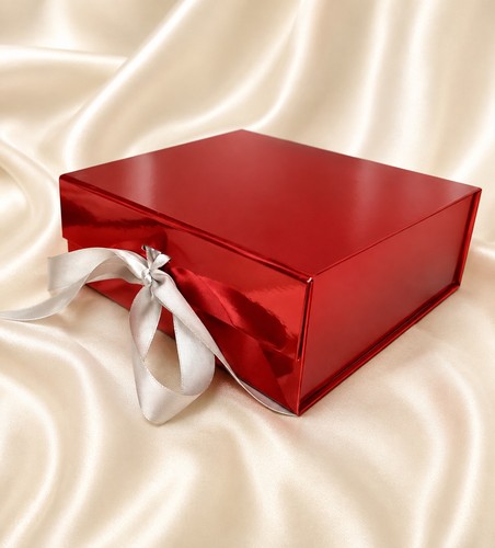 Red magnetic lid gift box - magnetic,
