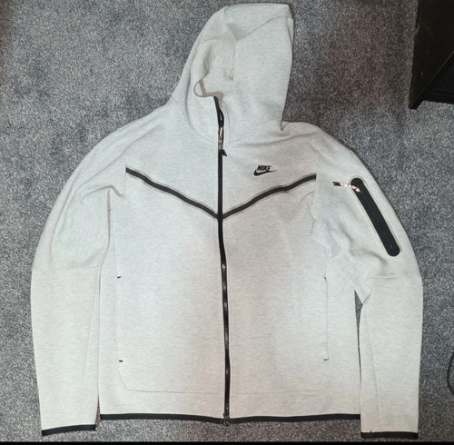 Nike tech fleece 100 - nike,