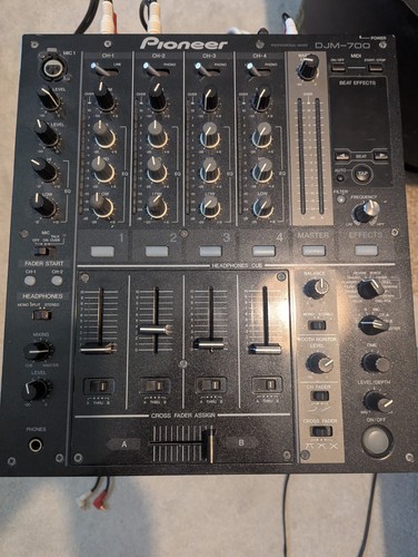 Pioneer djm 700 - 700, 4-channel