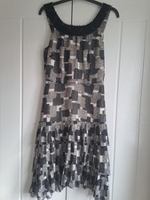 Ladies Beautiful Coast Summer Dress Size 10