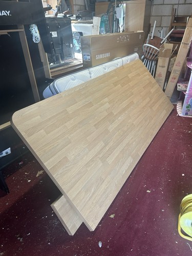 Wren kitchen work - top, light