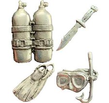 Set Of 4 Scuba Divers Gear