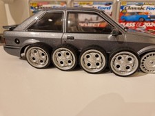 1:18 Scale Escort Xr3