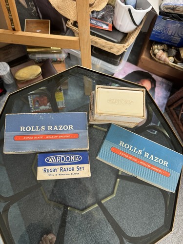 Set vintage safety razors - of,