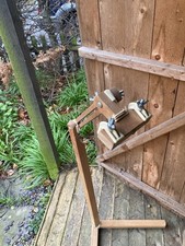 Elbesee Floor Standing Frame