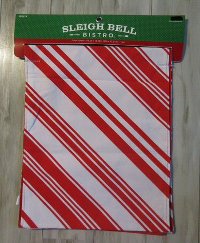 Sleigh bell bistro - bistro, white