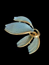 Pretty Blue Lisner Brooch Signed Aqua Enamel Folding Leaf Leaves Pin Vintage