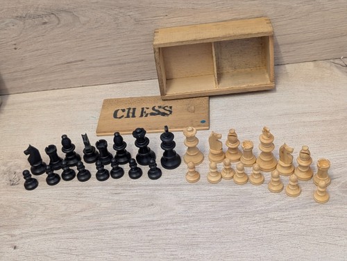 Vintage staunton wood chess - vintage,