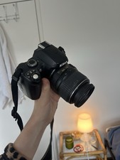 Nikon D D40x 10.2MP Digital SLR Camera - Black (Kit w/ 18-55 mm Lens)