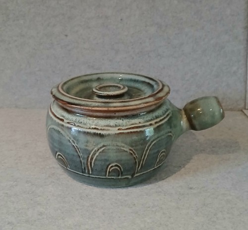 Winchcombe lidded casserole