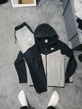 Old Season Grey Black Nike