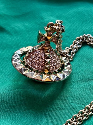 Vivienne westwood mayfair - vivienne,