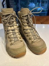 LOWA ELITE  BOOTS SIZE 6