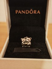 Pandora Polar Bears Hugging