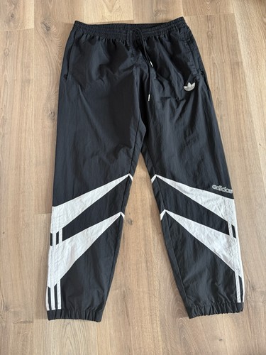 Adidas black vtg nylon - adidas,