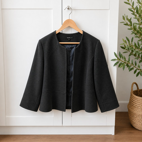 Black roman cropped bolero - cropped,