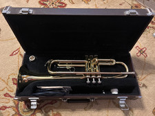 YAMAHA YTR-2320 Trumpet Gold
