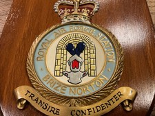 VINTAGE ROYAL AIR FORCE (RAF)