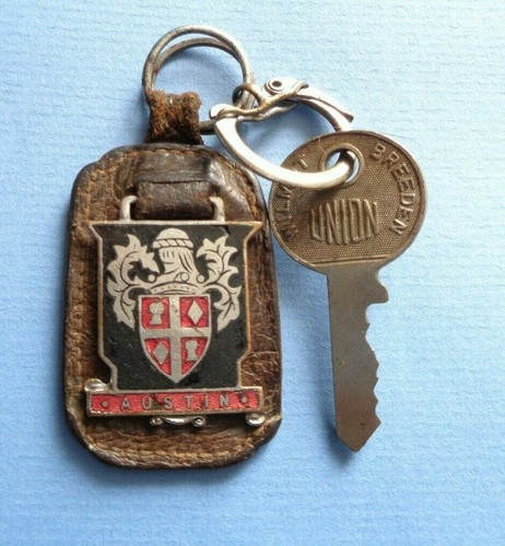 Austin 1950s keyring keyfob - austin,