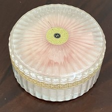 NEW Vintage Essence de