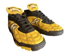 Rare Kelme Yellow & Black Football Boots Indoor Futsal Trainers UK 4.5 EUR 37