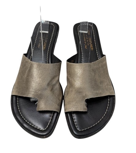 Donald pliner sandals size - j,