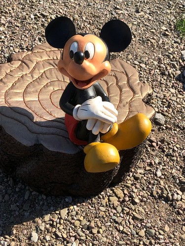 Vintage disney sitting mickey - vintage,